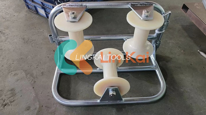 ลูกกลิ้งวางสายเคเบิลสำหรับงานหนักสำหรับดึงสายไฟพิกัดโหลด 10-20kN