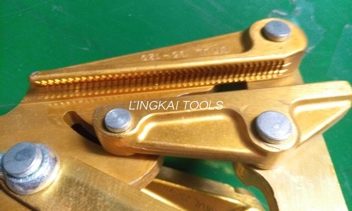 เครื่องมือก่อสร้างพื้นฐาน 10KN กริปเปอร์ตัวนำหุ้มฉนวน SKJL มาพร้อมแคลมป์