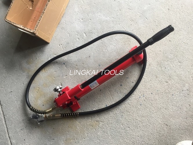700 บาร์ 1,000psi ปั๊มไฮดรอลิกแบบใช้มือแบบพกพา ความจุน้ำมัน 900CC ทนทาน